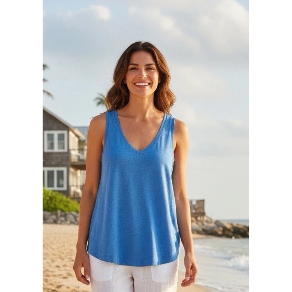 New Lilly Pulitzer Medium ARYA TANK Soft Knit TOP Bay Blue Size M Shirt Vacation